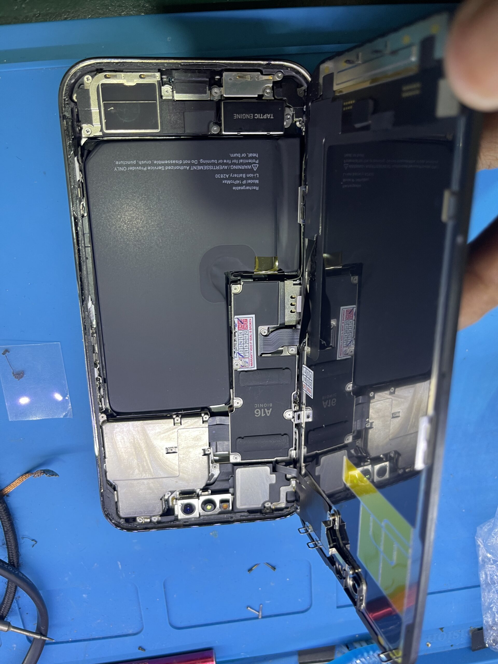 Service iPhone Bandung